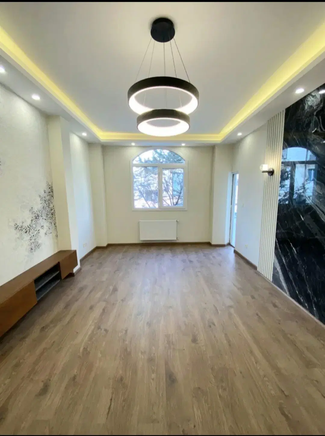 ۶۴متر،خوش نقشه،کف پارکت،وامدار و سندتکبرگ