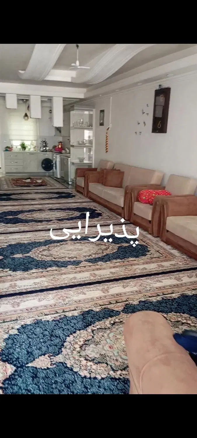 حیاط فروشی در سه راه ایثار