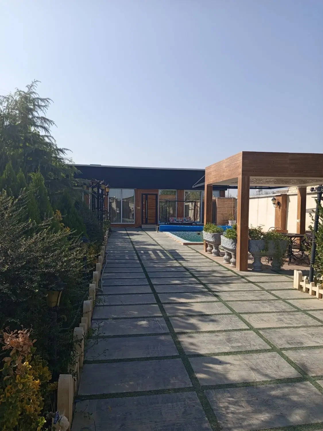۵۰۰متر ویلا نما مدرن در تهران دشت