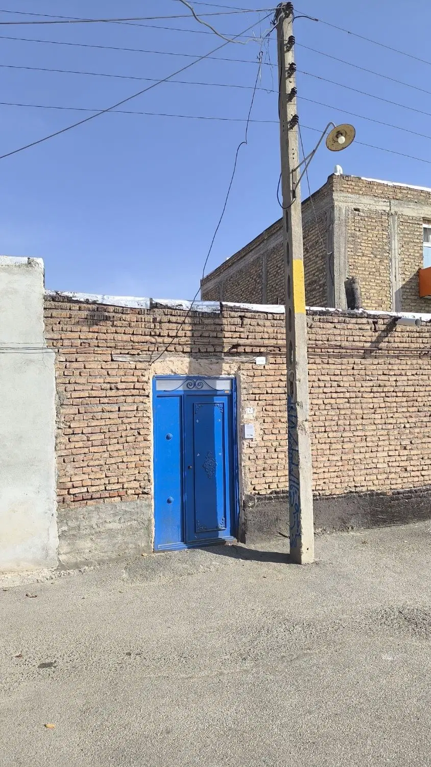 فروش خانه 75 متری عادل آباد