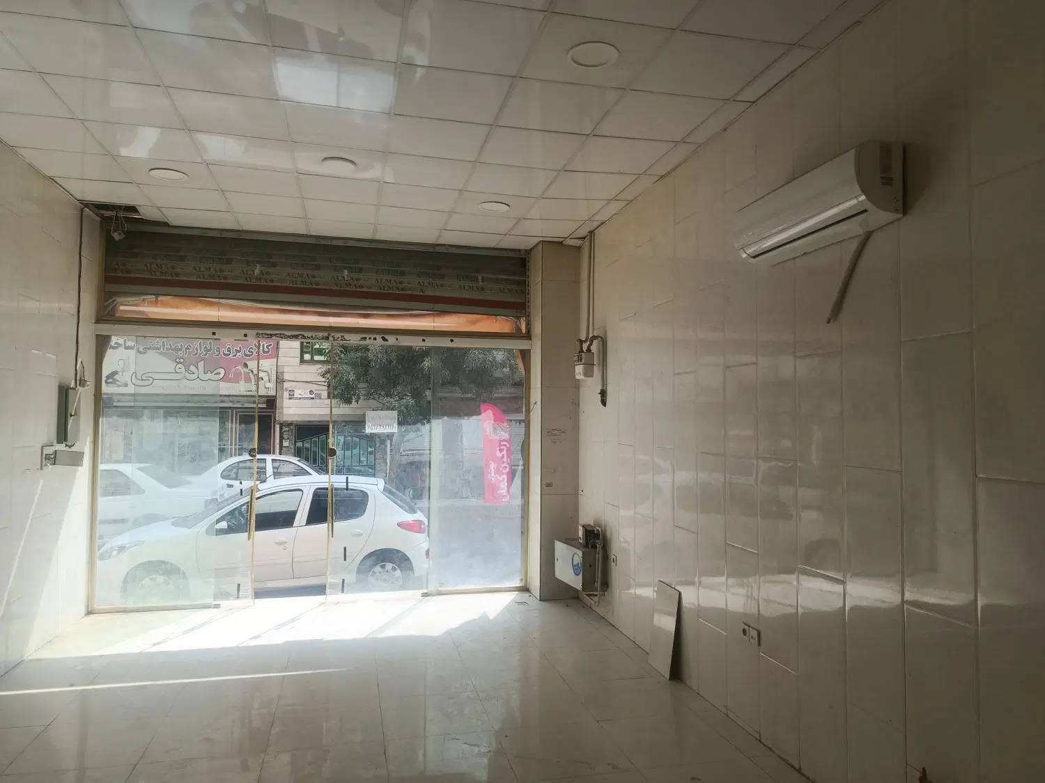 مغازه اجاره ای گلستان...خیابان بنفشه