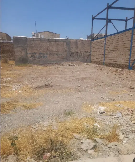 زمین مسکونی