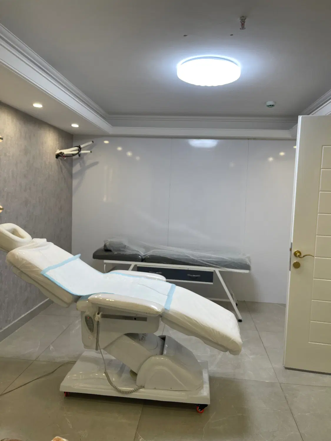 اجاره تخت دریک مطب زیبایی