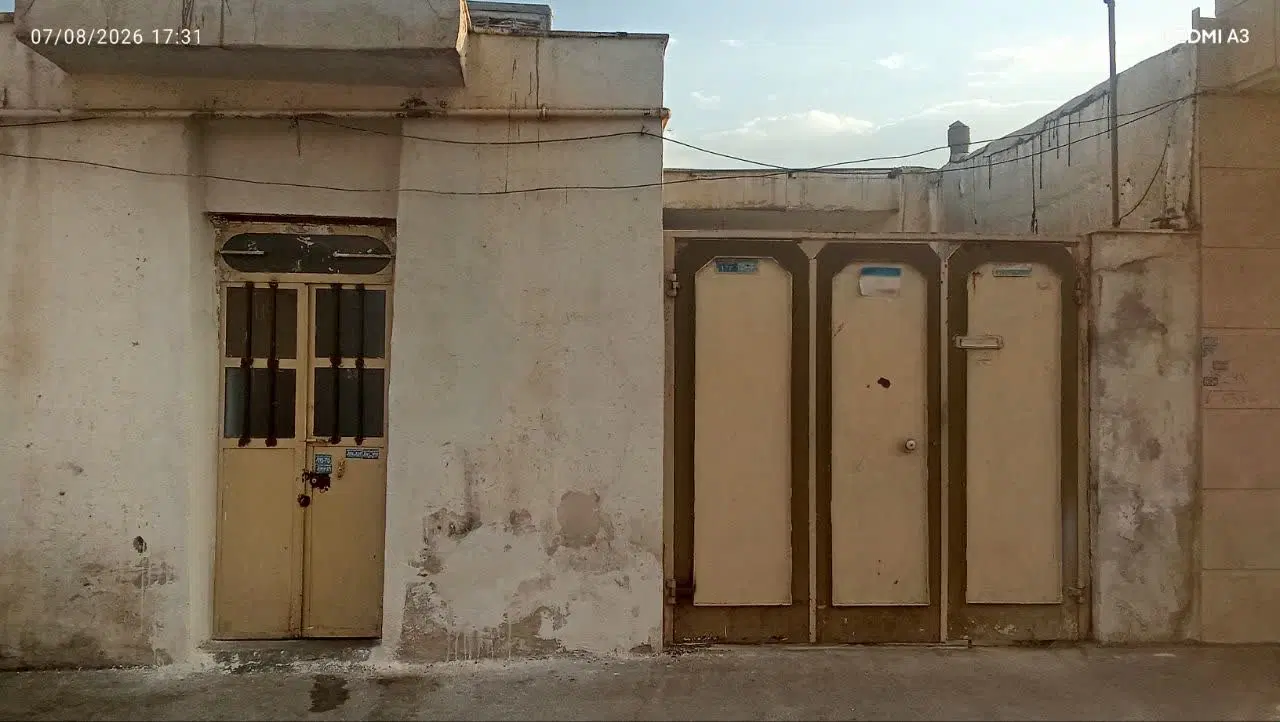 فروش دو باب منزل به متراژ حدود ۱۶۰ متر