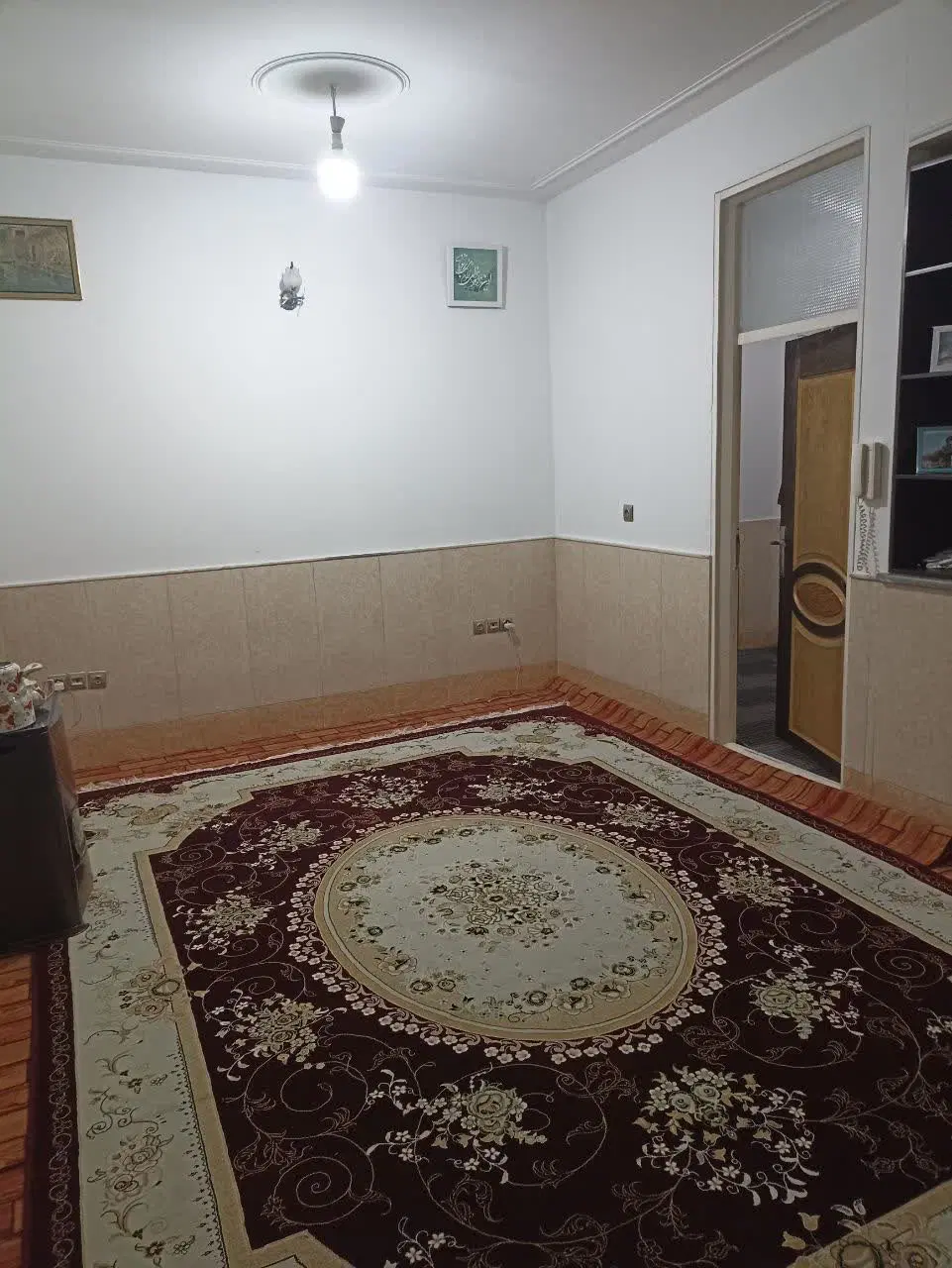 پشت قواره شیخ آبادبرحکمت جنوبی