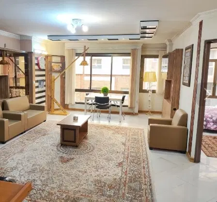 اجاره چهارباغ بالا ، جنب ۳۳ پل ، با وسایل مبله