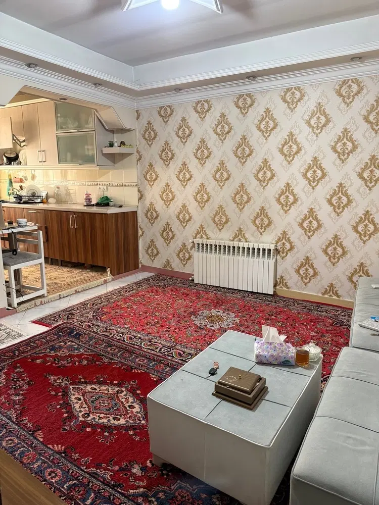 آپارتمان ۴۲ متری  پارکینگ دار
