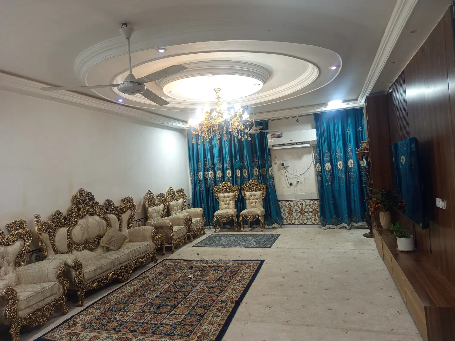 فروش منزل 200متری کوی دوارلین 6
