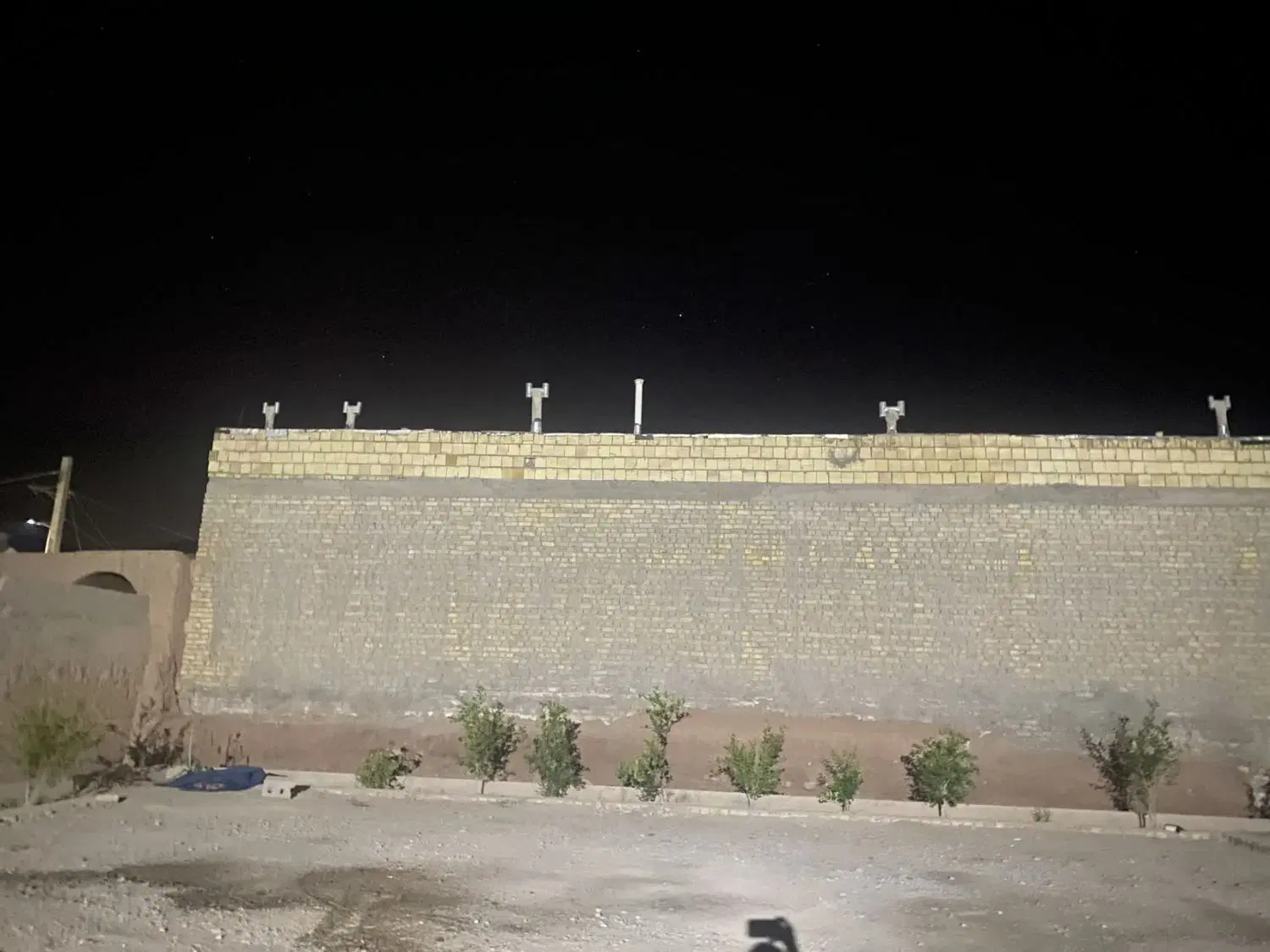 زمین تفت