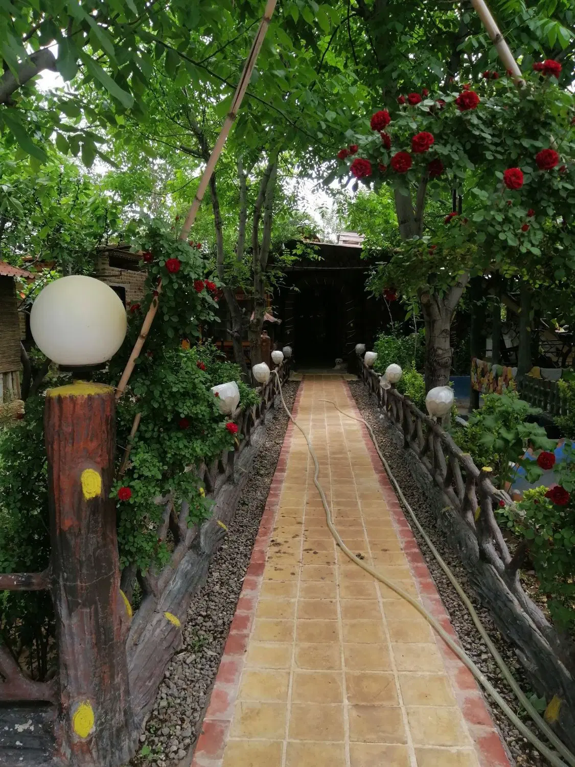 فروش باغ رستوران
