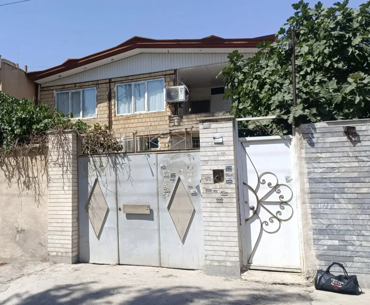 فروش خانه ویلایی 300متری