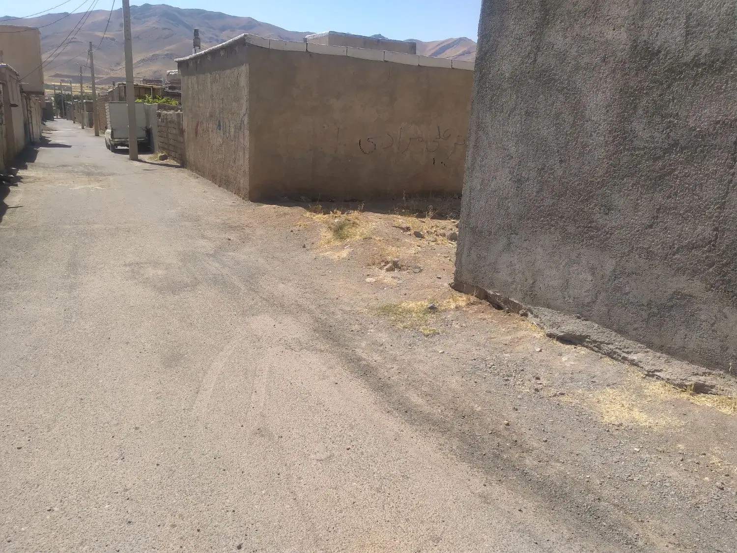 زمین مسکونی