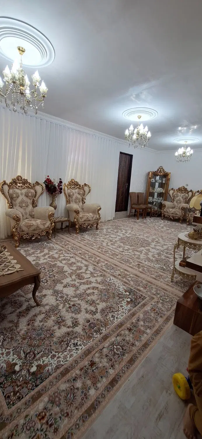 ملک دو سرویس لوکس