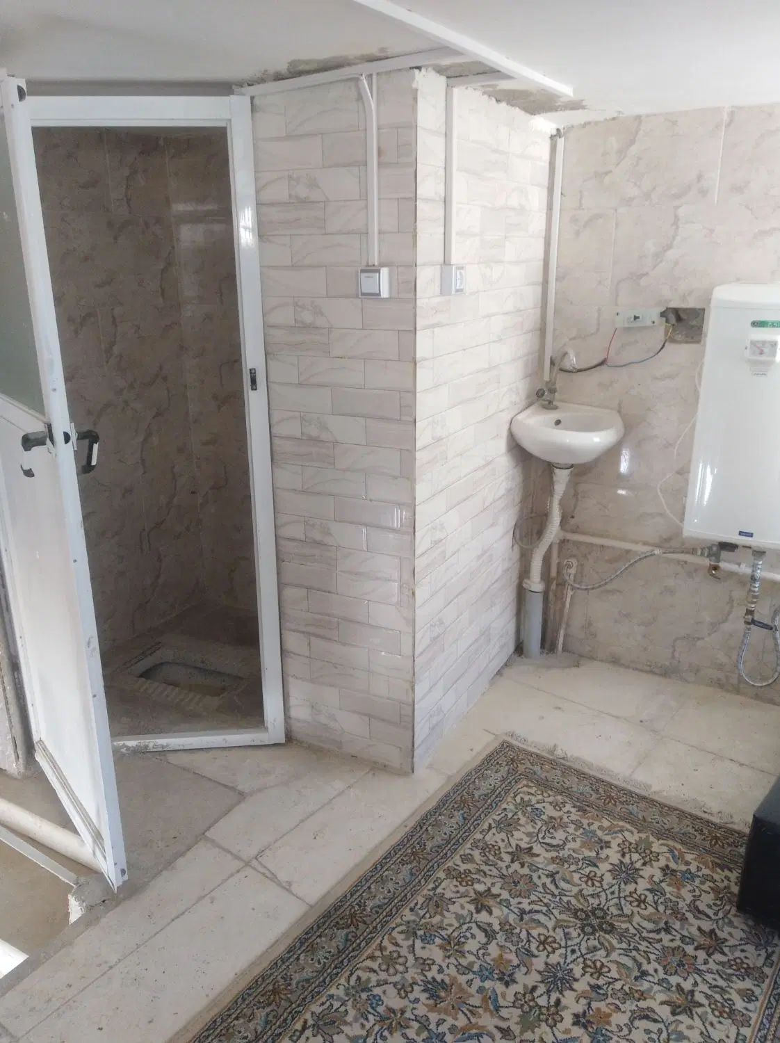 مغازه و سوییت ۲۴ متری مناسب سرمایه گذاری
