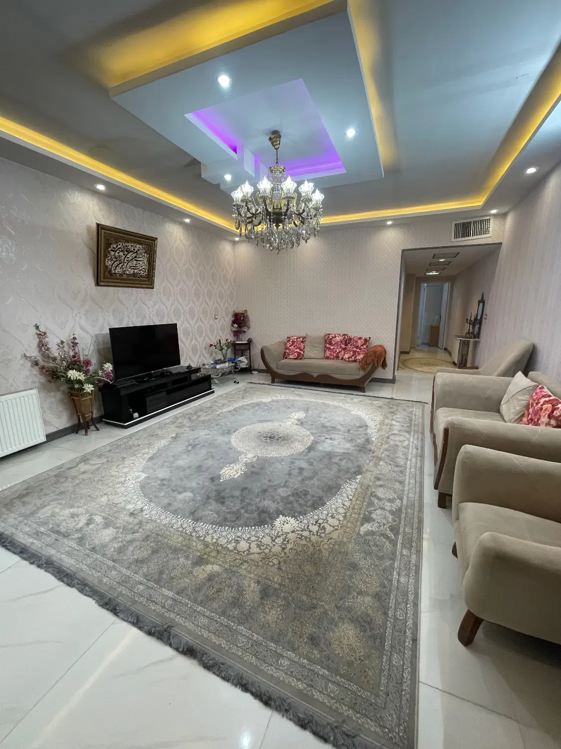 یک طبقه ویلایی سه خواب