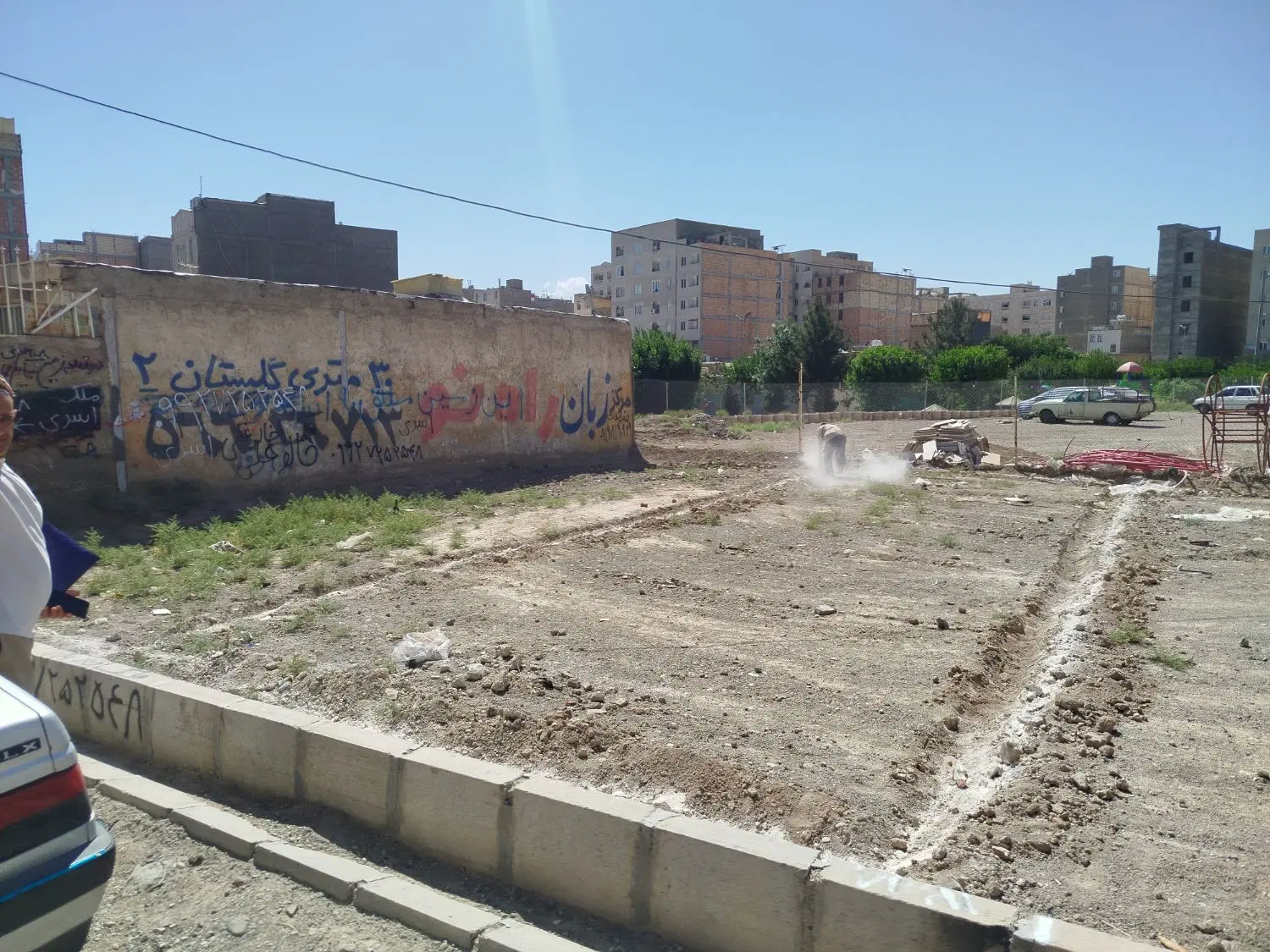 زمین دو قطعه هر کدام 108متری