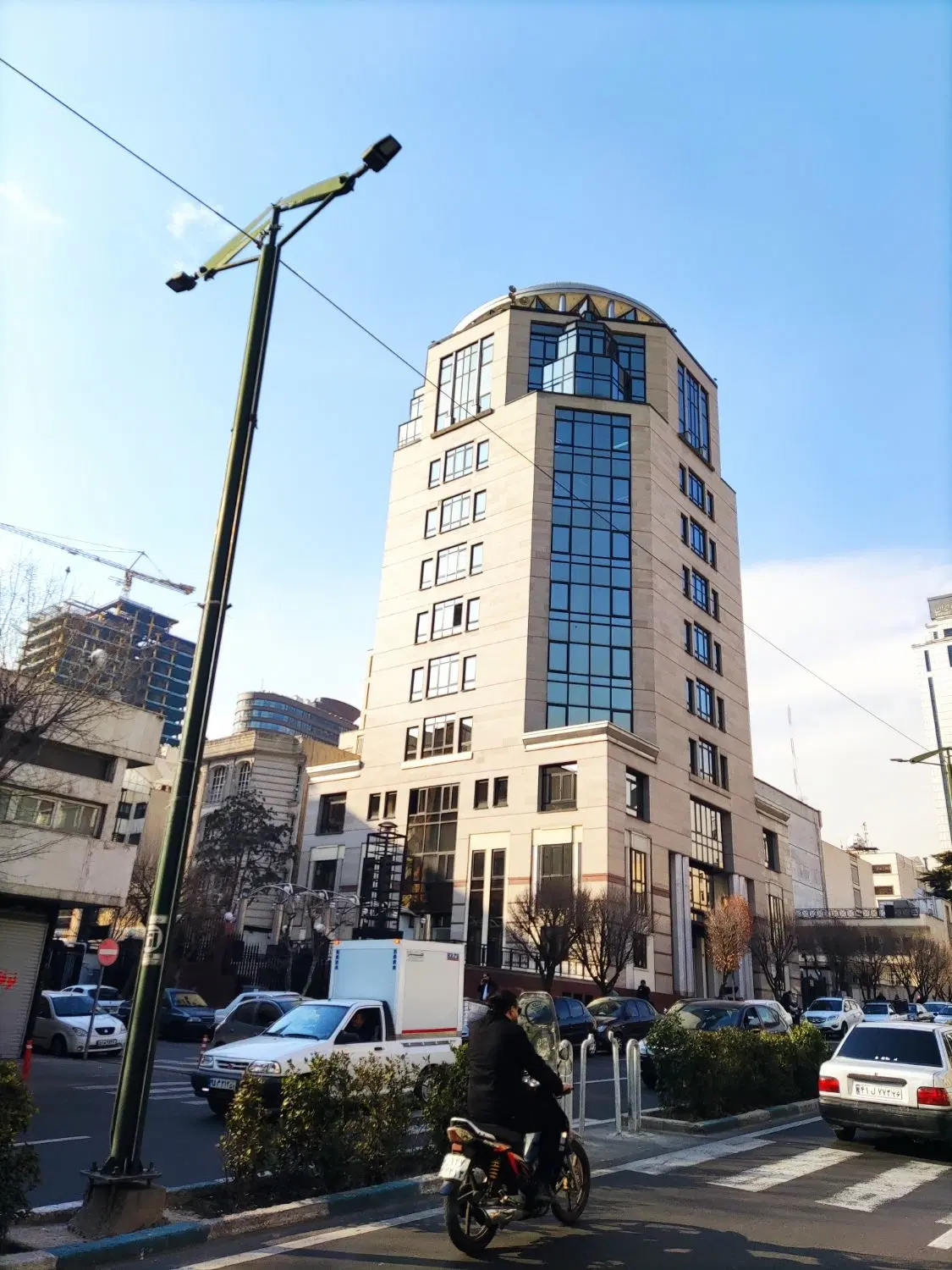 ۱۲۰۰ مترمستغلات سنداداری سهروردی مطهری وزرا شریعتی