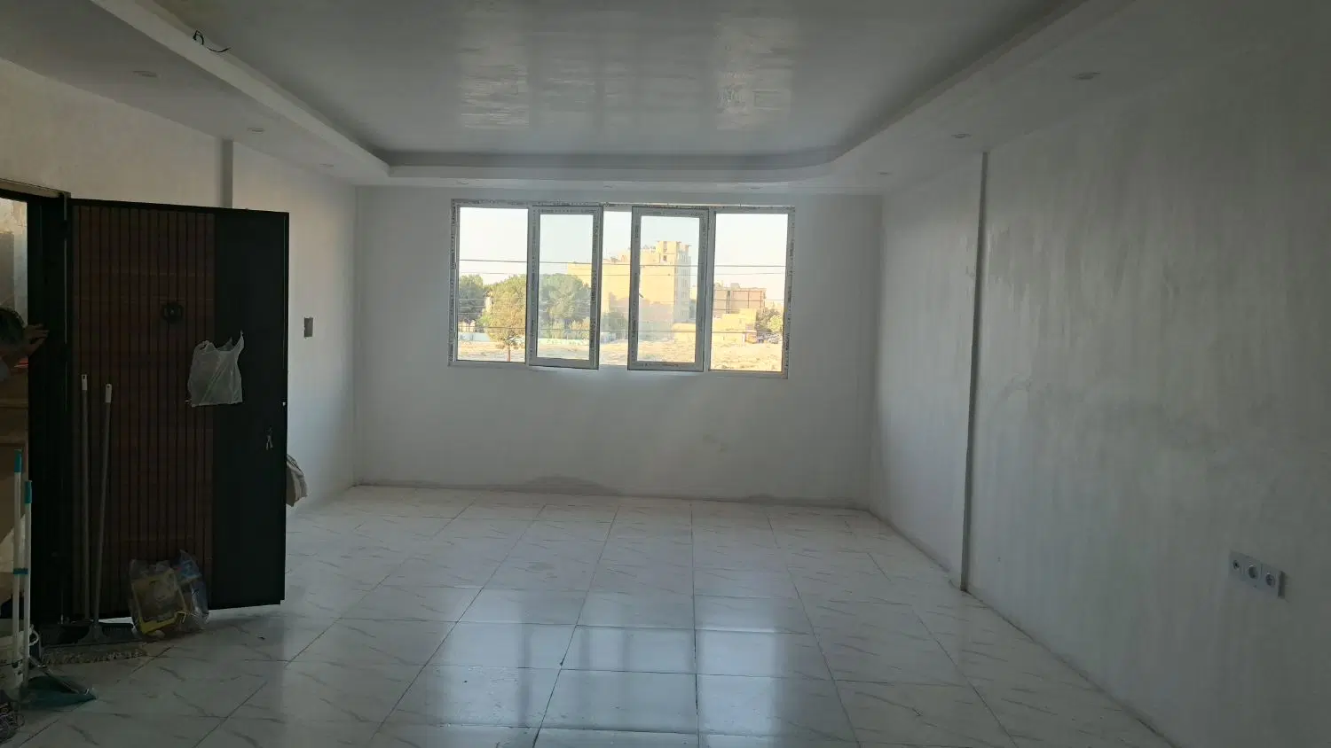 فروش ملک تجاری و مسکونی