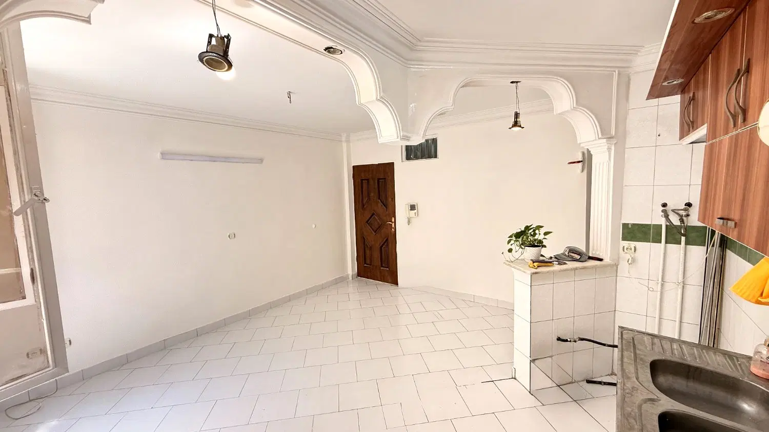 ۴۲متر تخلیه  طبقه روی همکف