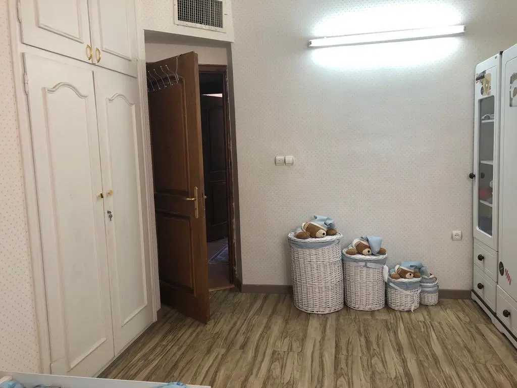 ۱۲۰ متر هنرستان ۱۷