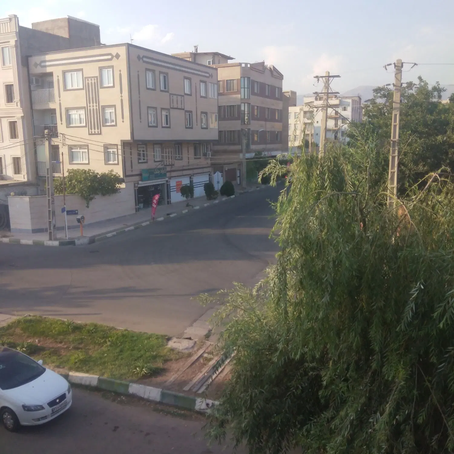 رهن آپارتمان شیک بعثت
