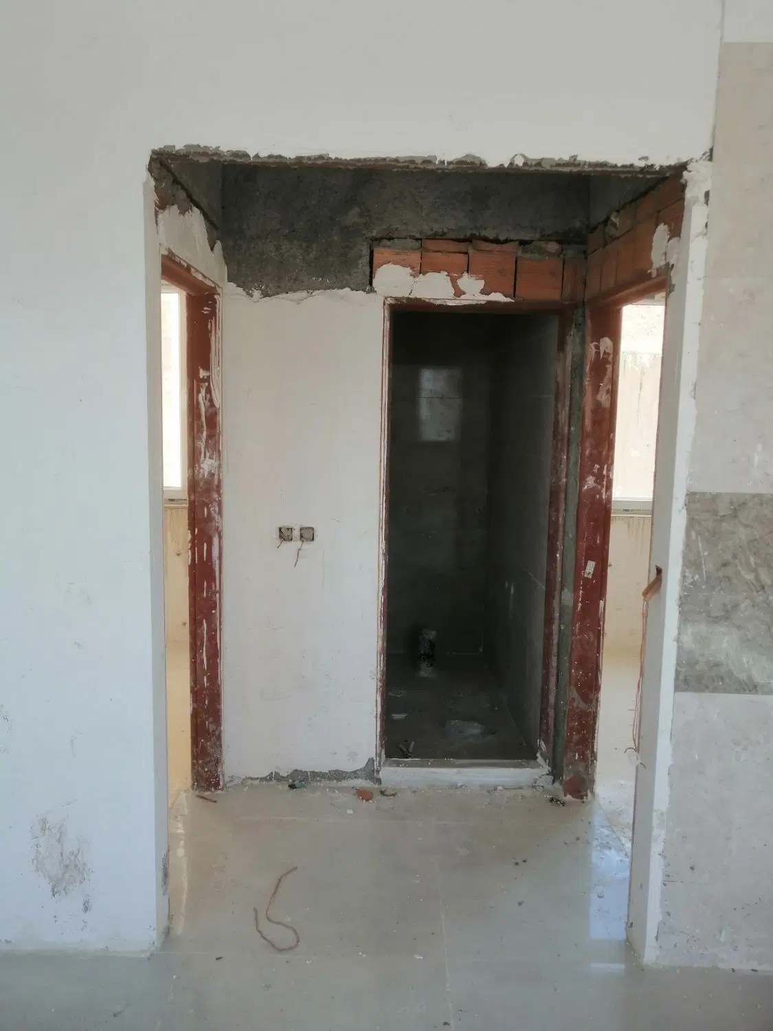 آپارتمان نوساز کیانی