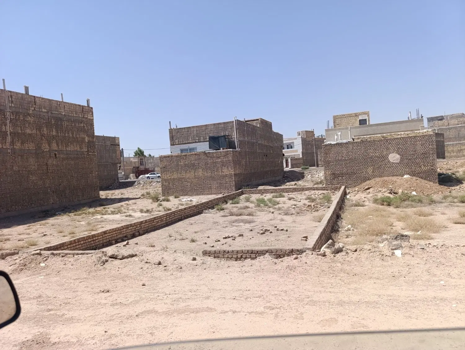 زمین۱۶۰متری مجددقنوات سنددار