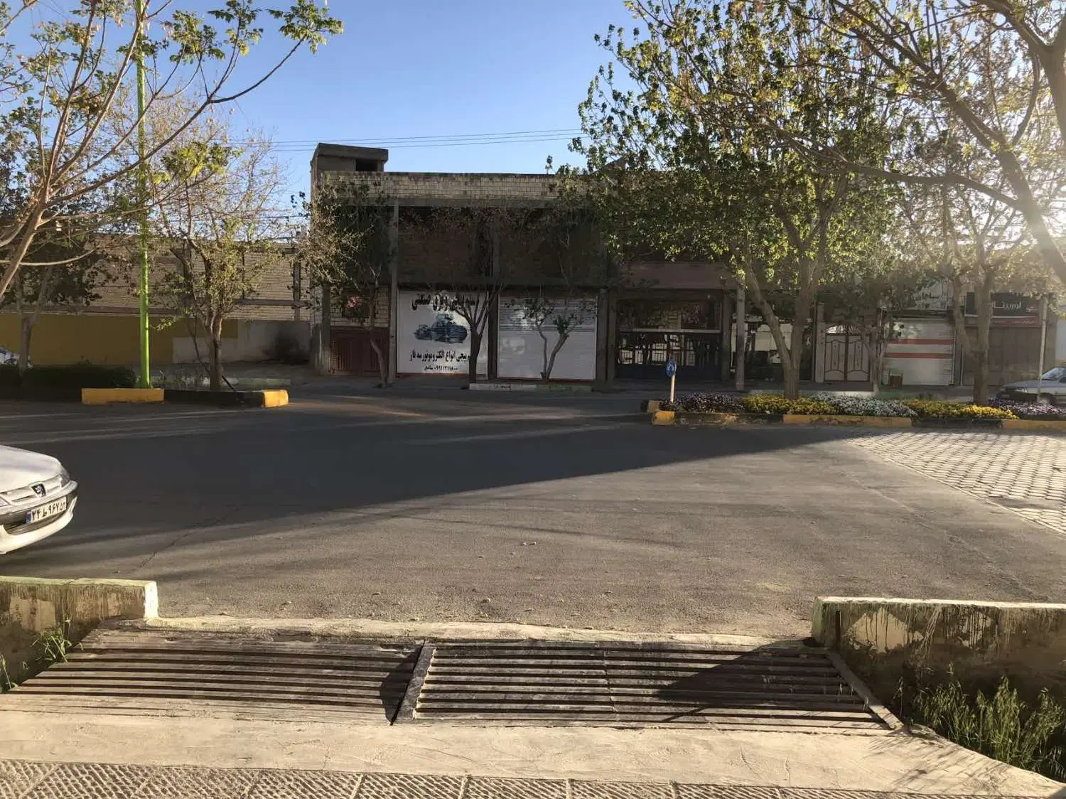اجاره مغازه قانع