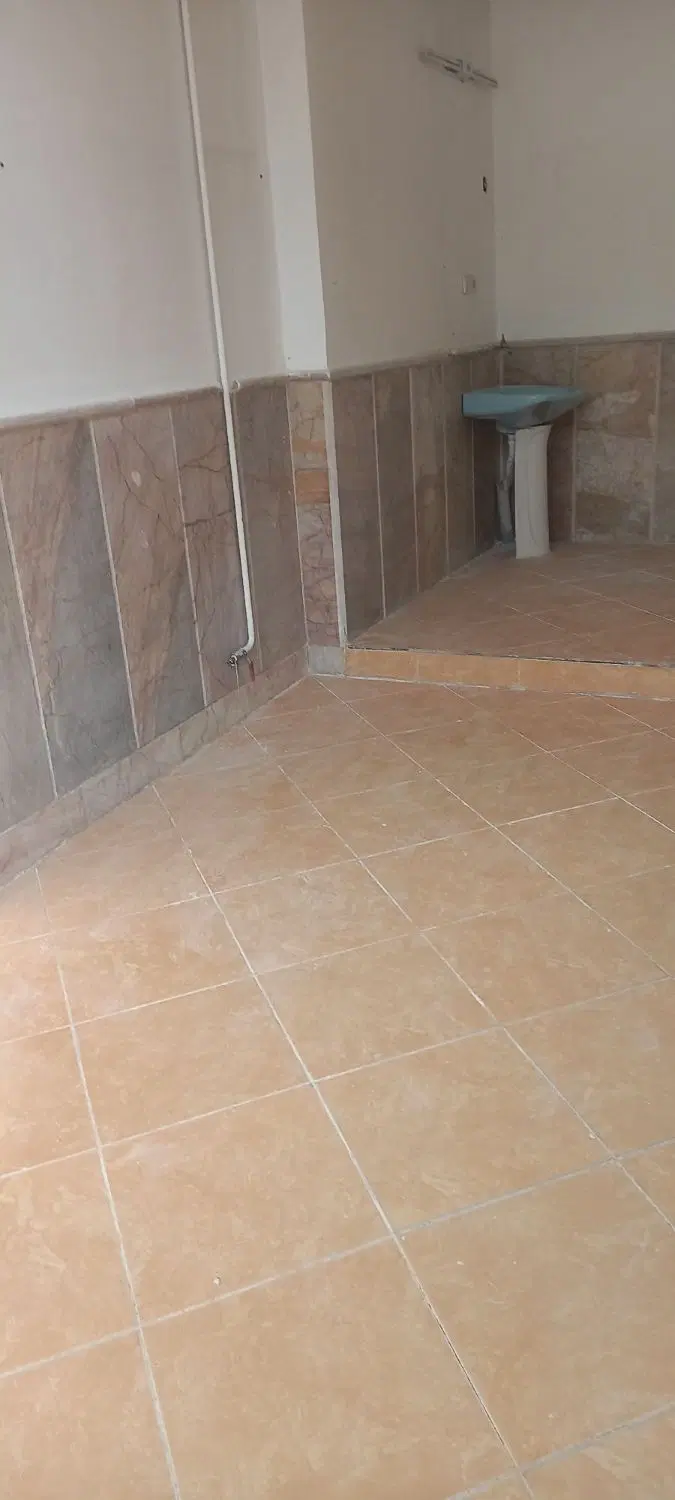 مغازه رهن واجاره بلوارتوس۷۲بین امین۴و۶