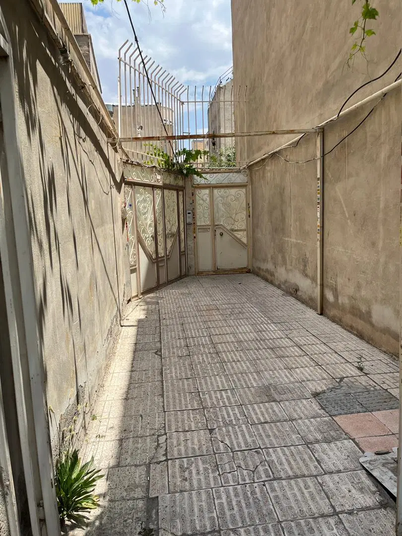 فروش منزل حیاط دار