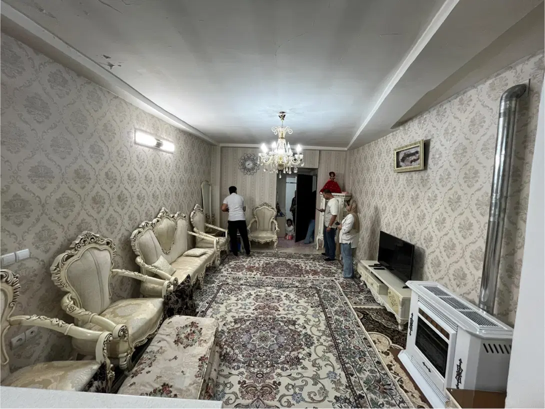 اجاره ۵۰ علامه جعفری بر دکتر حسابی
