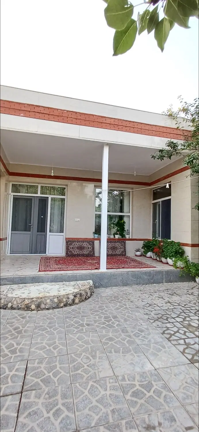 خانه ویلایی ۳۷۰ متر منطقه خوش وآب هوا