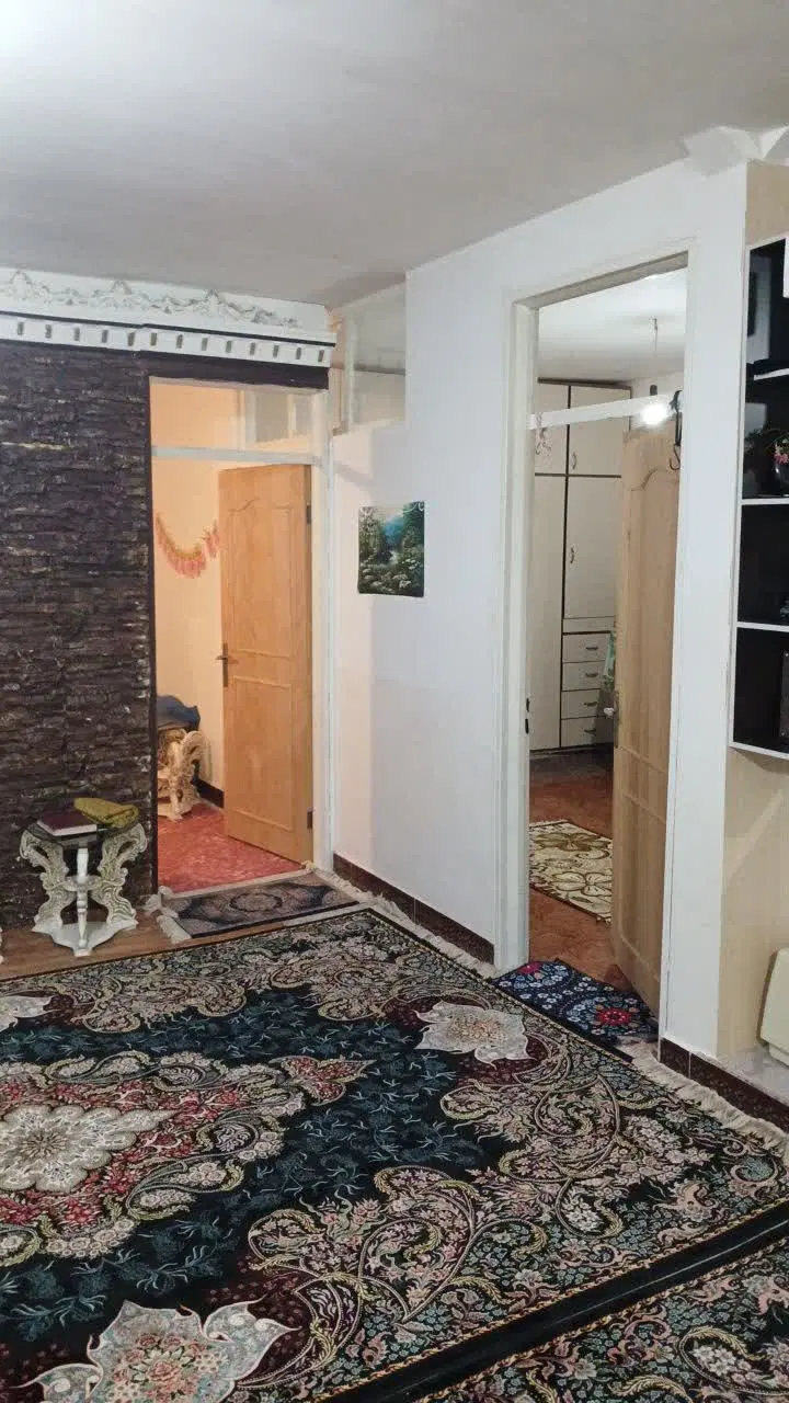 اجاره‌ یک‌ باب‌ منزل