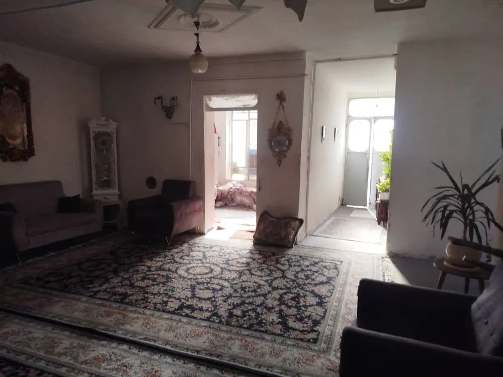 فروش منزل حیاط دار