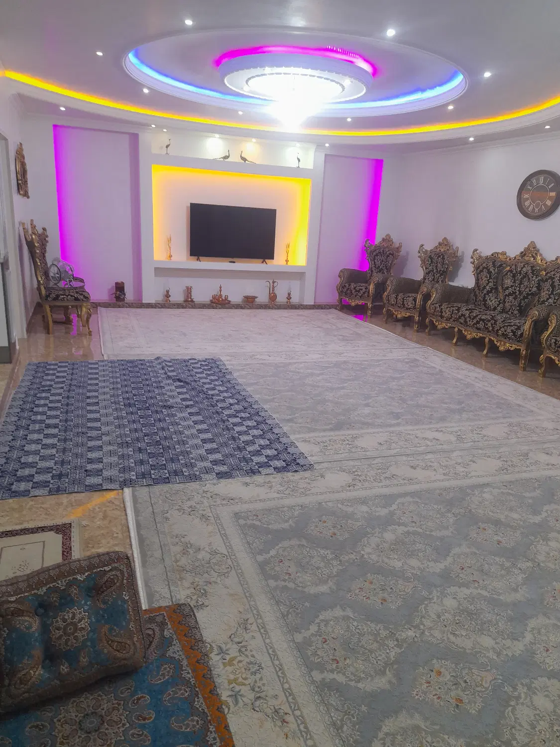واحد ۱۳۰ متری تک واحدی زیباشهر