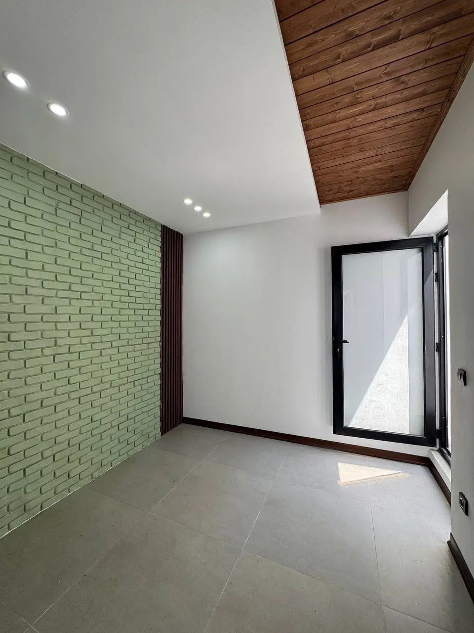 ویلافلت نماچوب وشیشه ای_ سندتکبرگ_سه کنتور اختصاصی