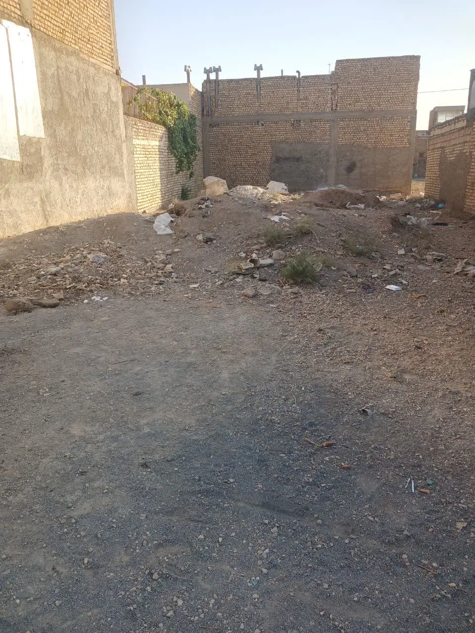 زمین مسکونی