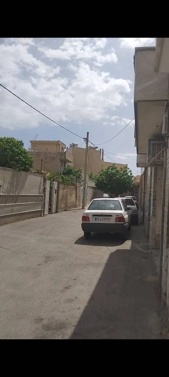 درب حیاط ۲۰۰متری گلچین غربی