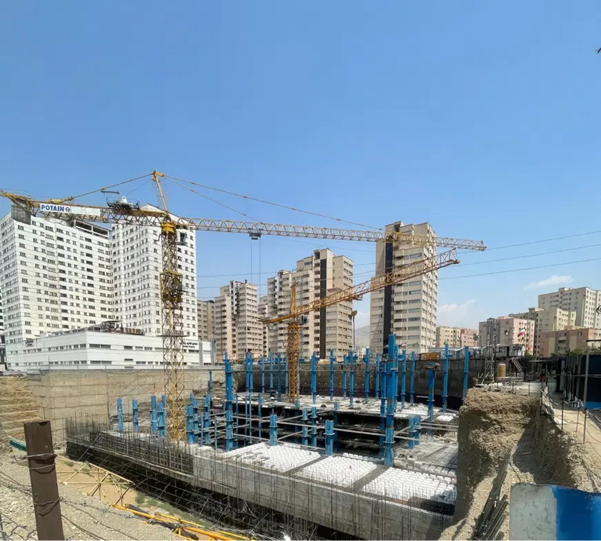 ۱۵ متر تجاری جنب بام‌لند