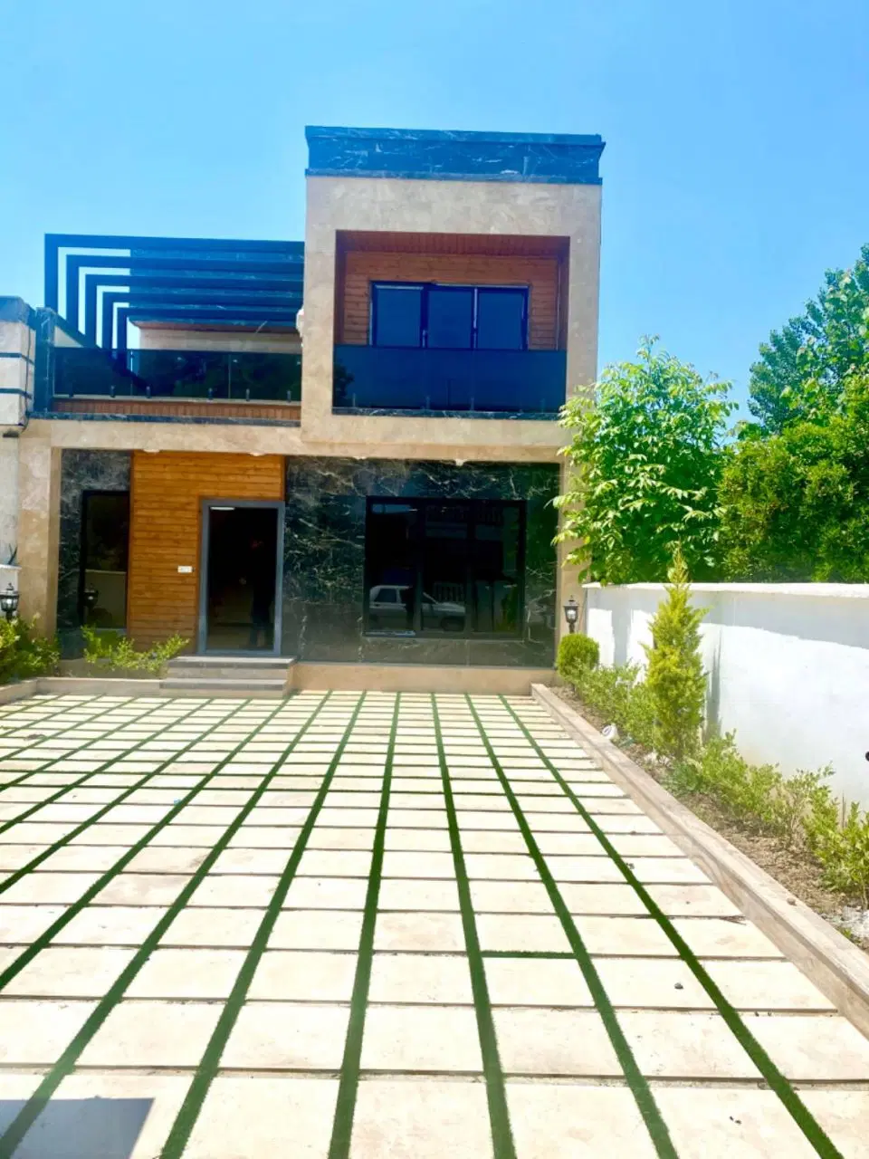 ویلا دوبلکس استخردار