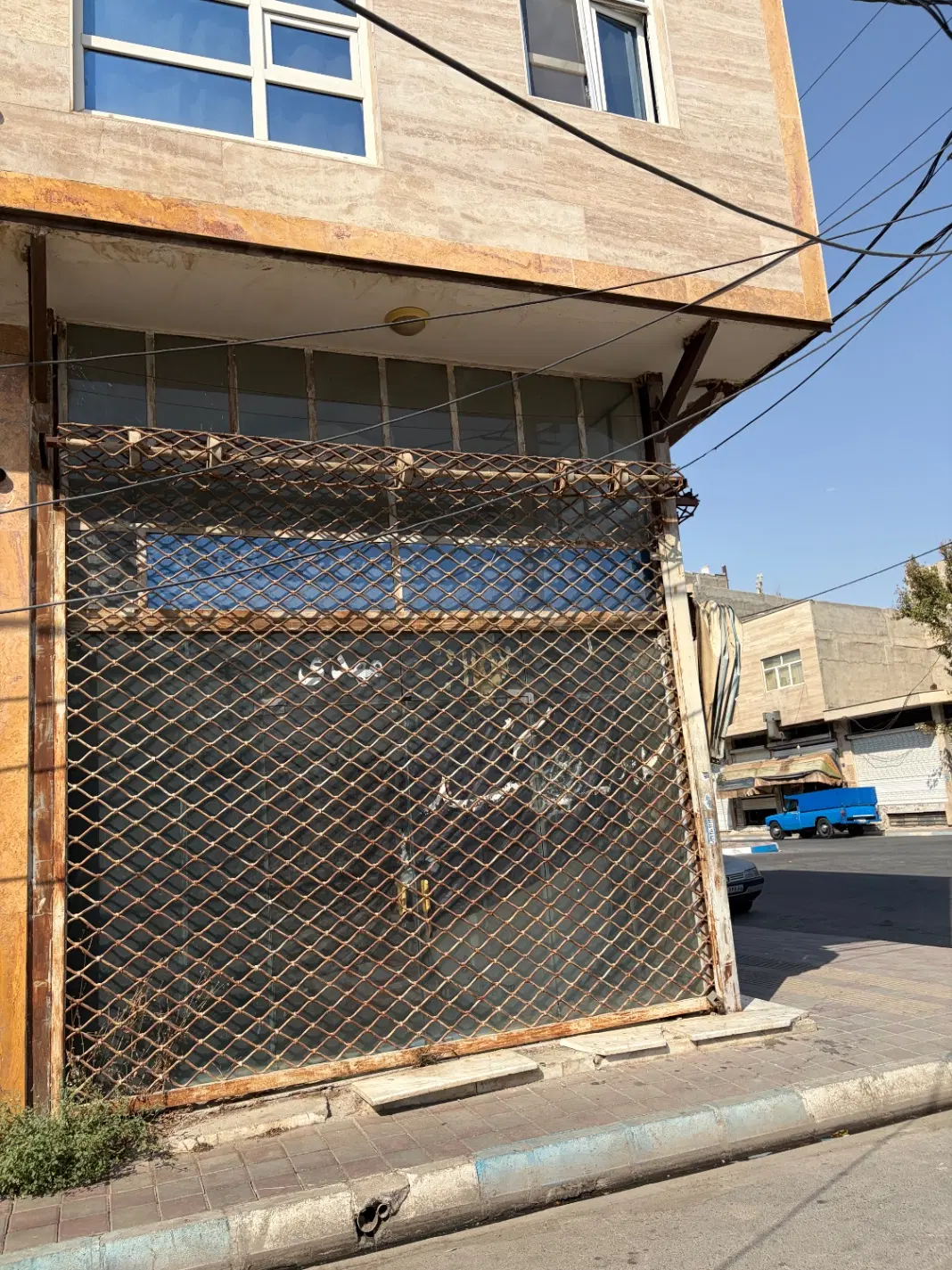 اجاره و رهن مغازه در صفادشت