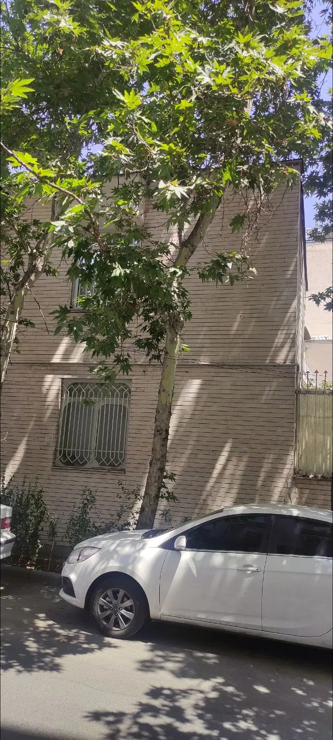 فرمانیه ۹۰۰ متر کلنگی جوازدار تک مالک نقدو معاوضه