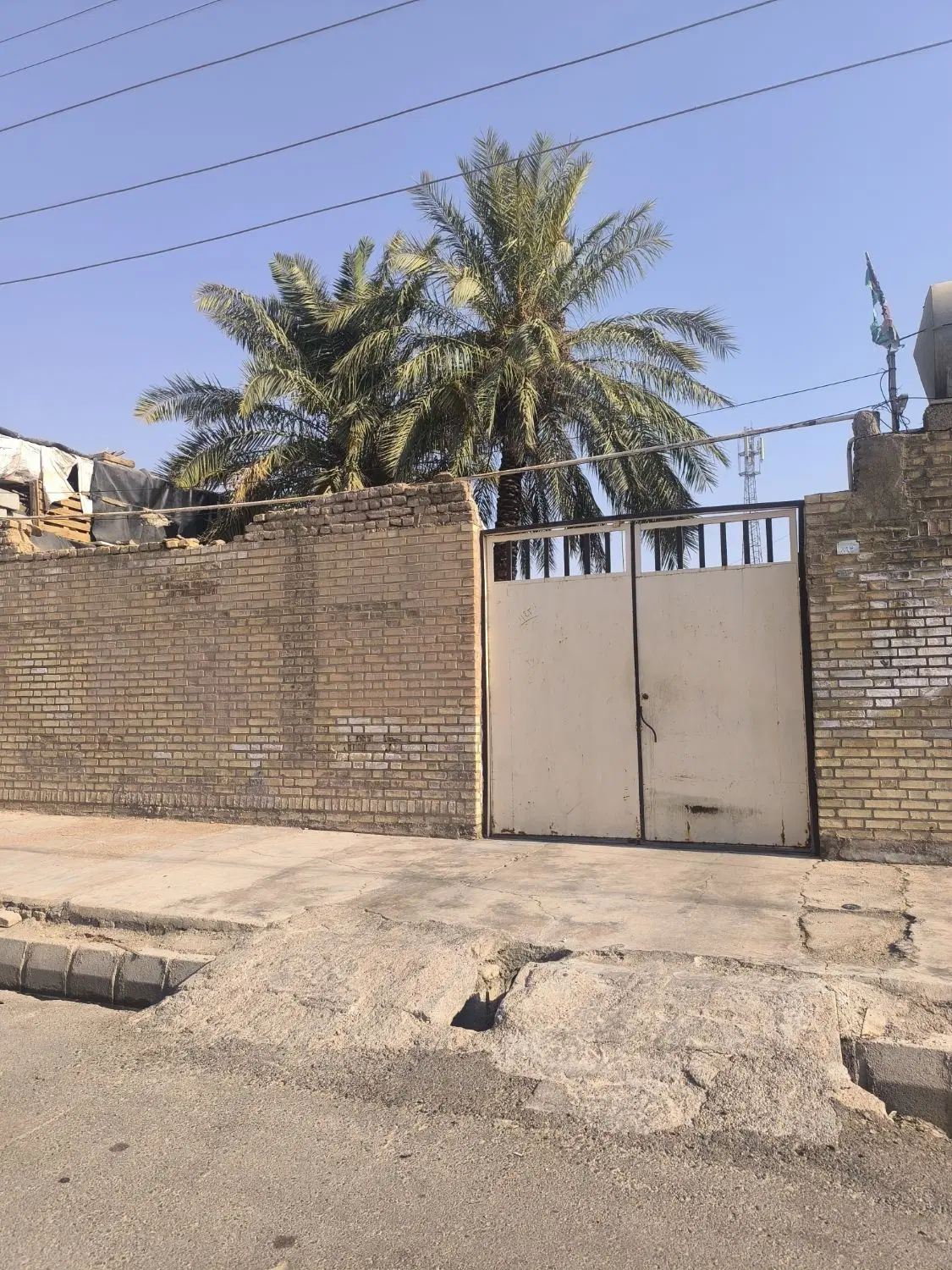 خونه ویلایی 300 متری سند تک برگ