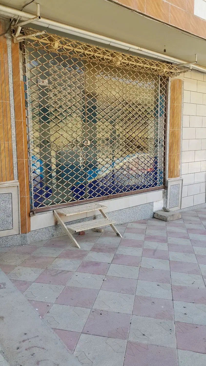 فروش مغازه ۲۰متری در۲ طبقه