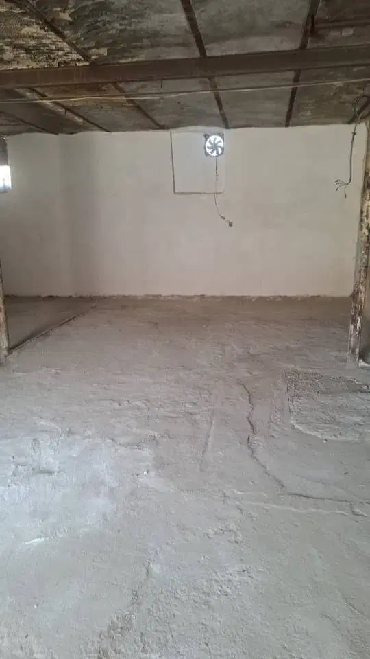 انبار _ کارگاه ـ ۱۰۰متری ـ گرمدره  (با امنیت بالا)