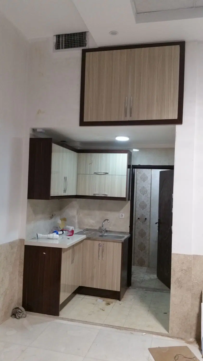 اجاره تجاری دایم طبقه همکف سردونبش ابتدای الهیه