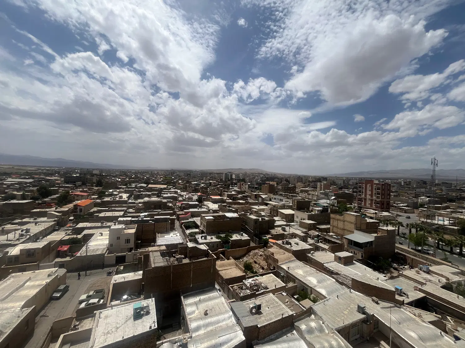 آپارتمان ۱۷۰متر تک واحدی ولیعصر شرقی قائم۱۳