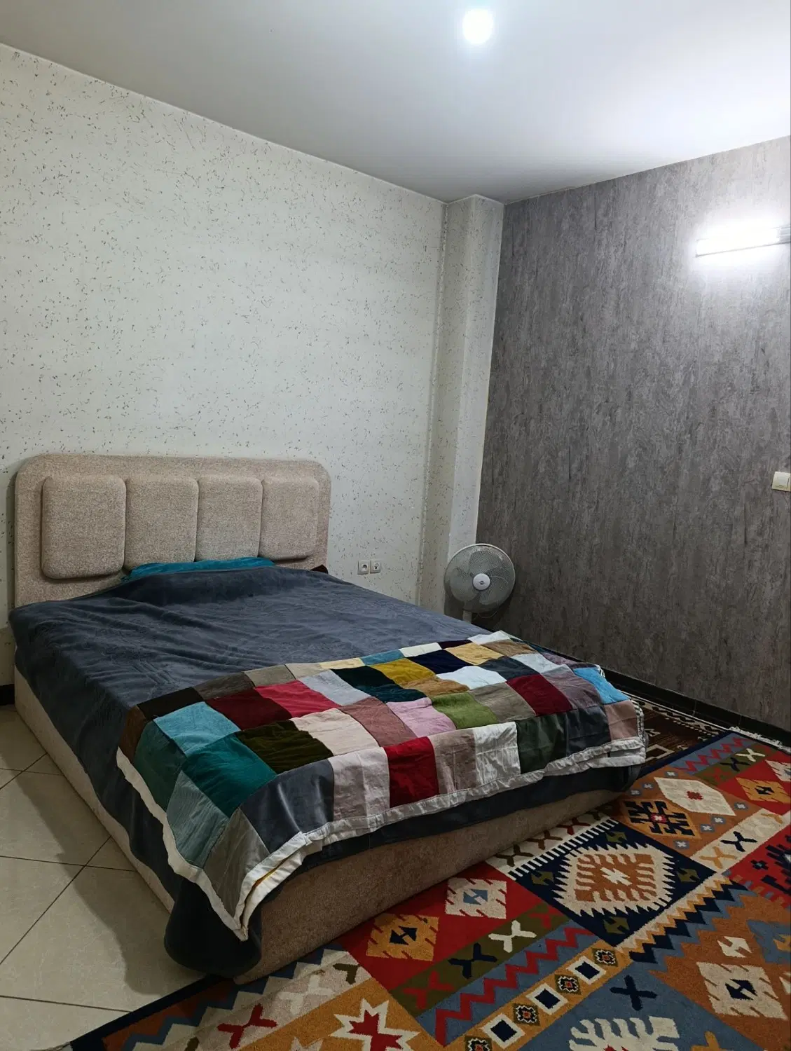 نیاز به یک نفر همخونه خانم