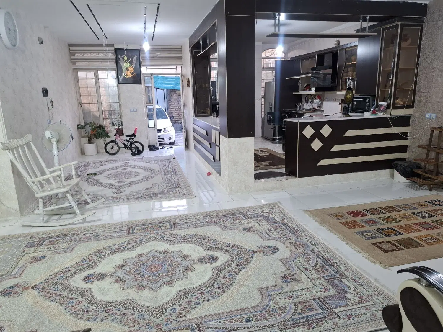 فروش طبقه همکف از دوطبقه