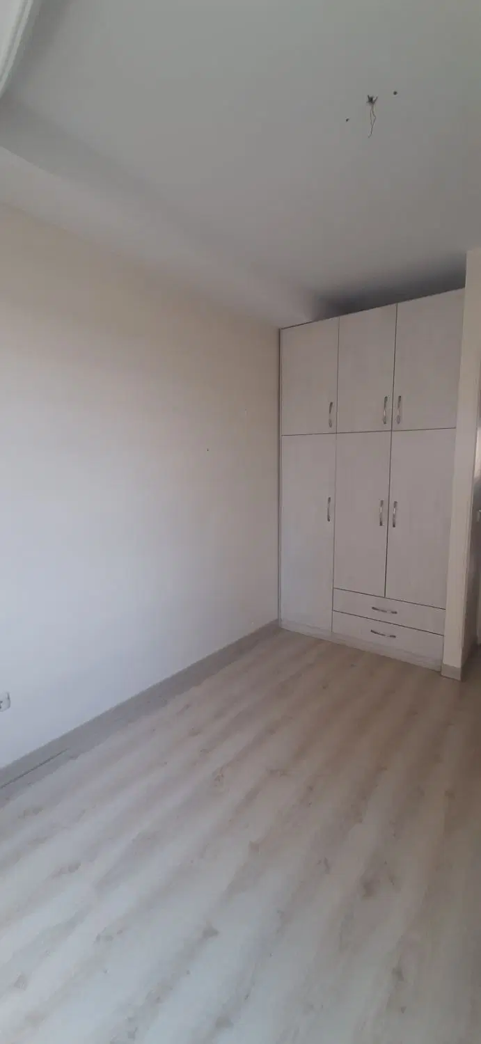 آپارتمان ۷۰ متر دو خواب حکیمیه